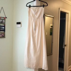 Merona cream strapless dress size Small scallop